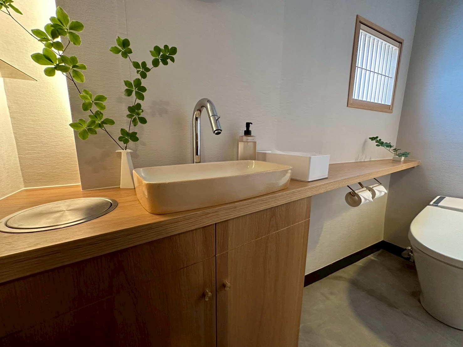 スライダ―｜メイン画像