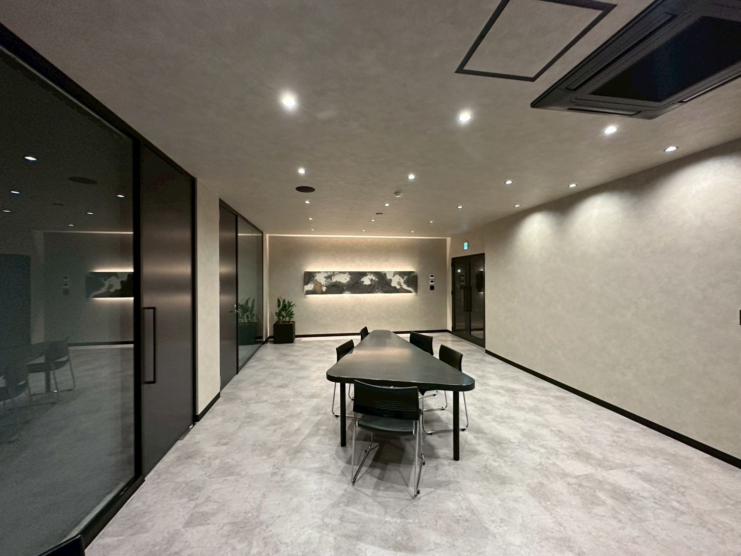 スライダ―｜メイン画像