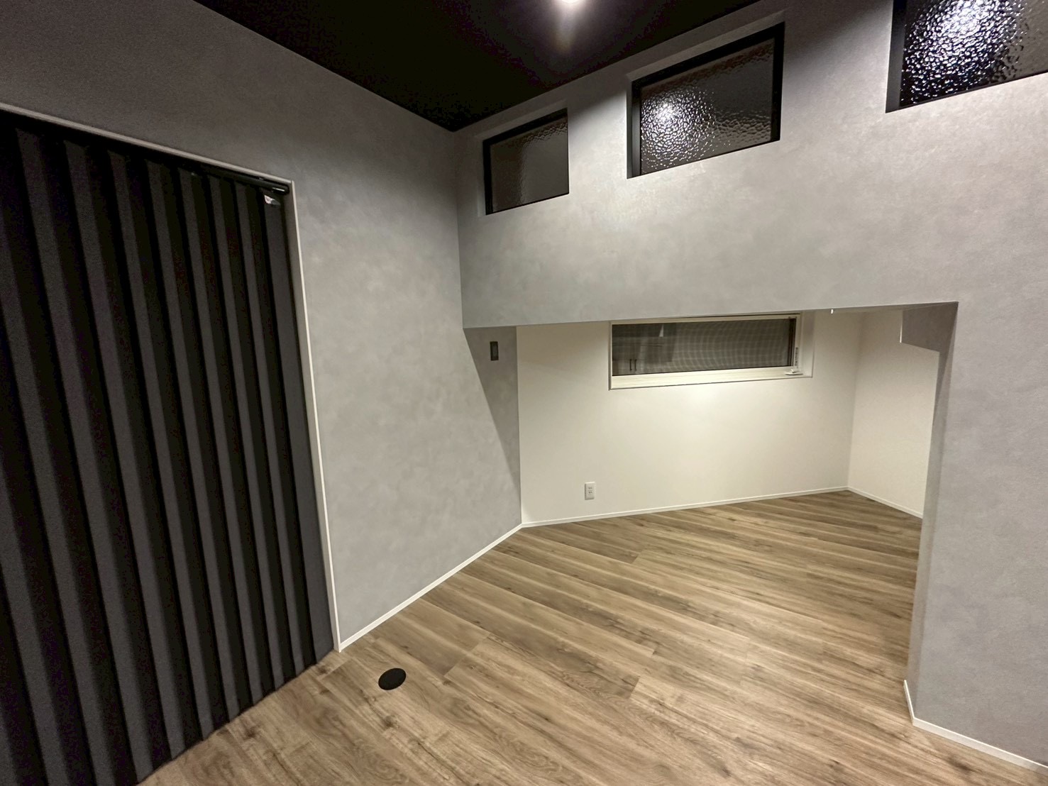 スライダ―｜メイン画像