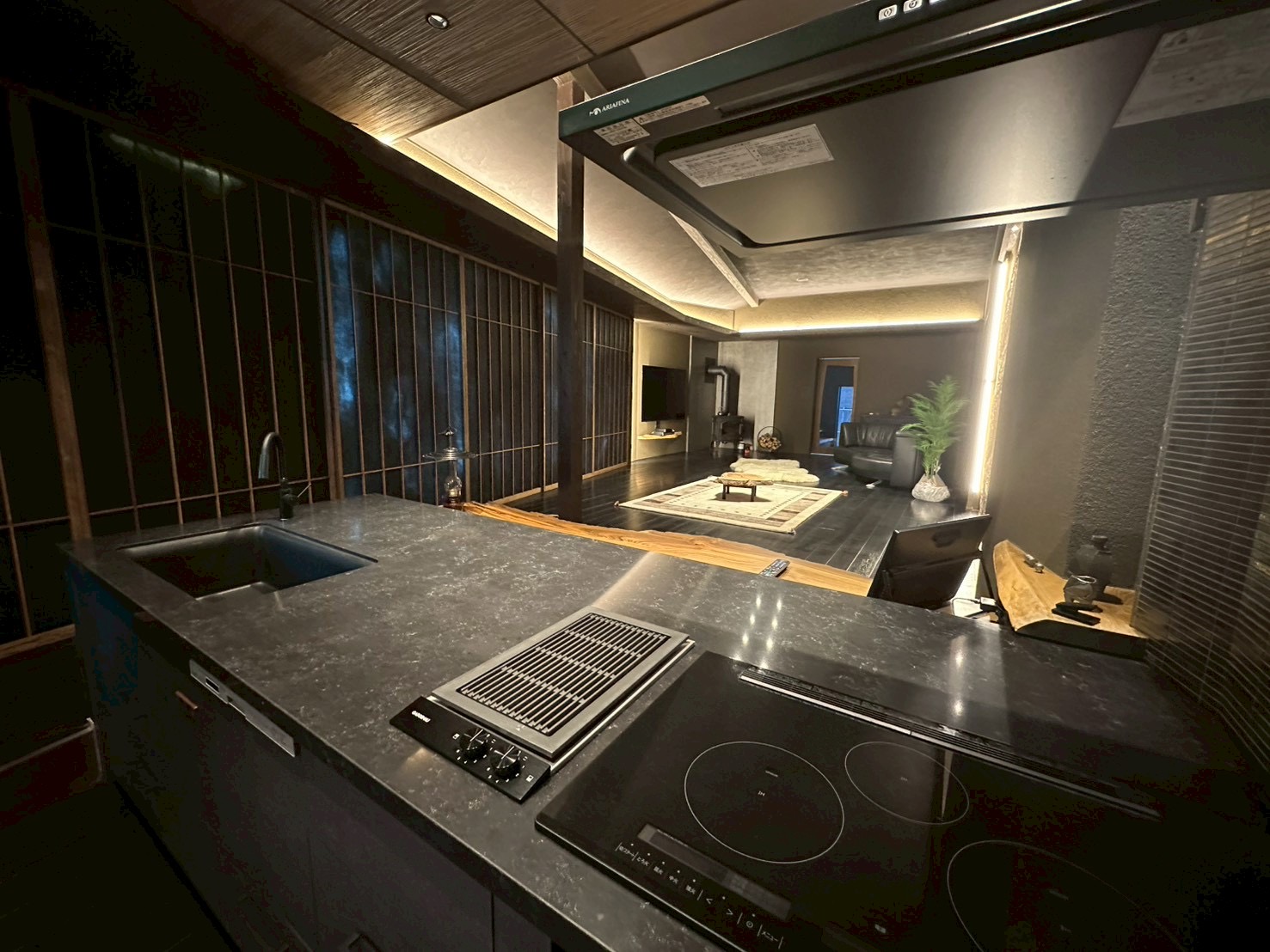 スライダ―｜メイン画像