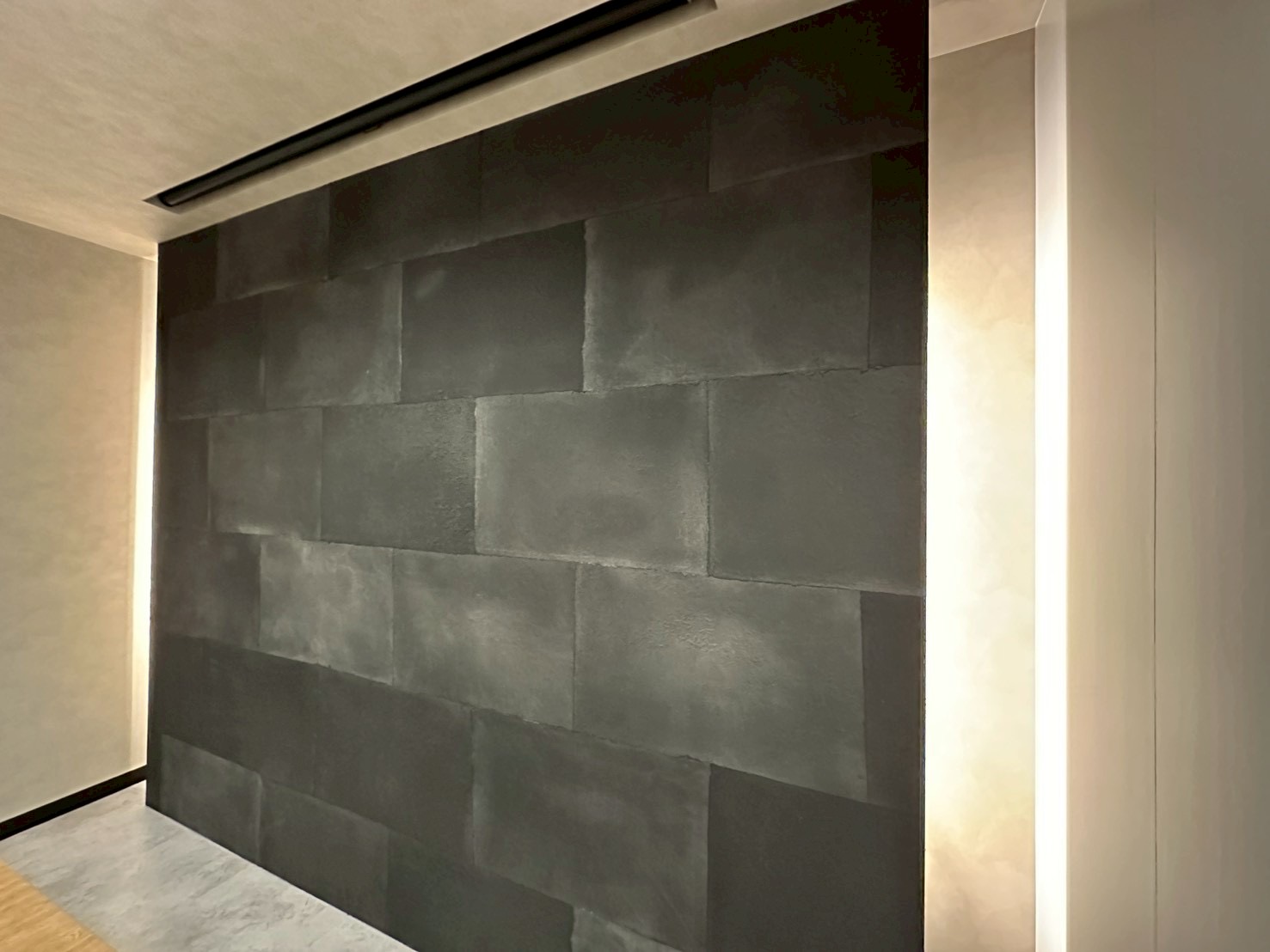 スライダ―｜メイン画像