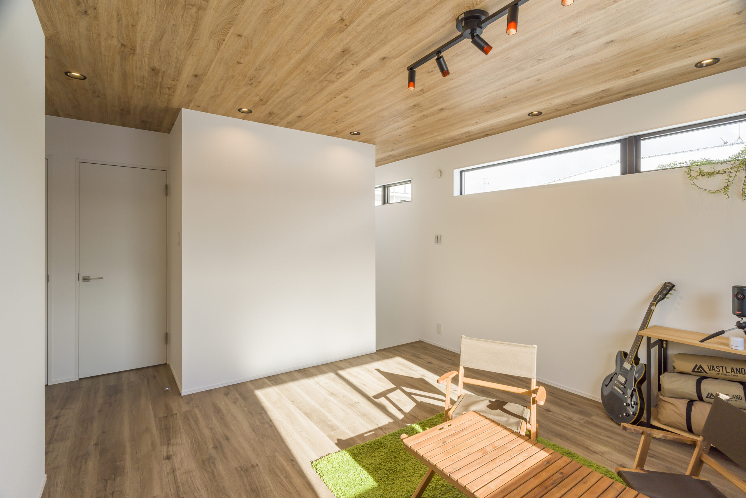 スライダ―｜メイン画像