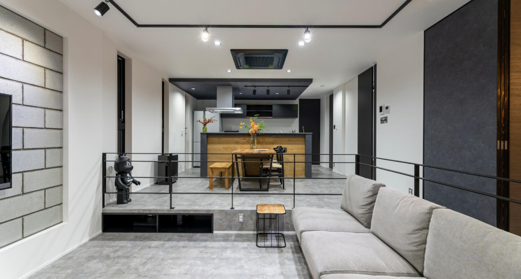 スライダ―｜メイン画像