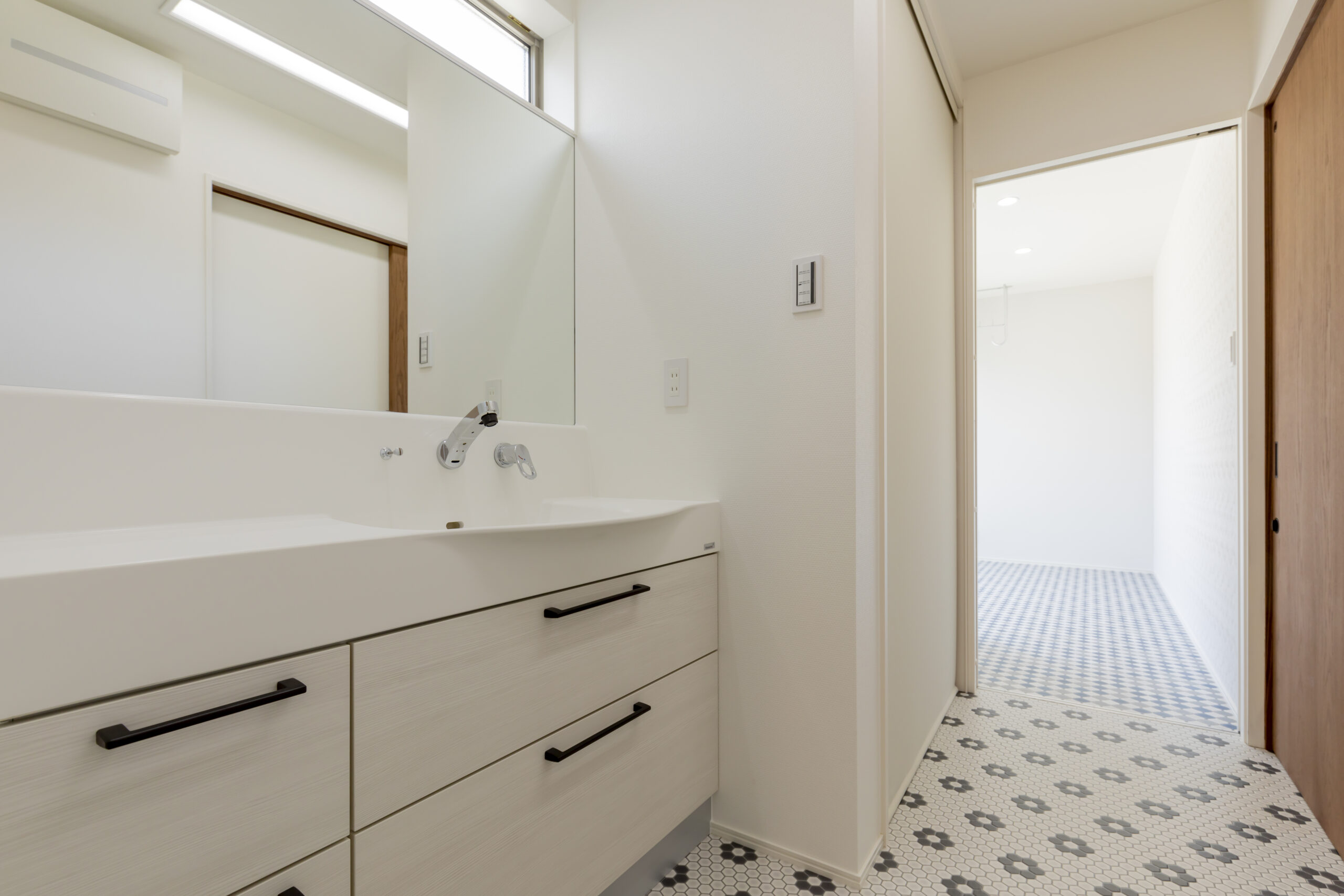 スライダ―｜メイン画像