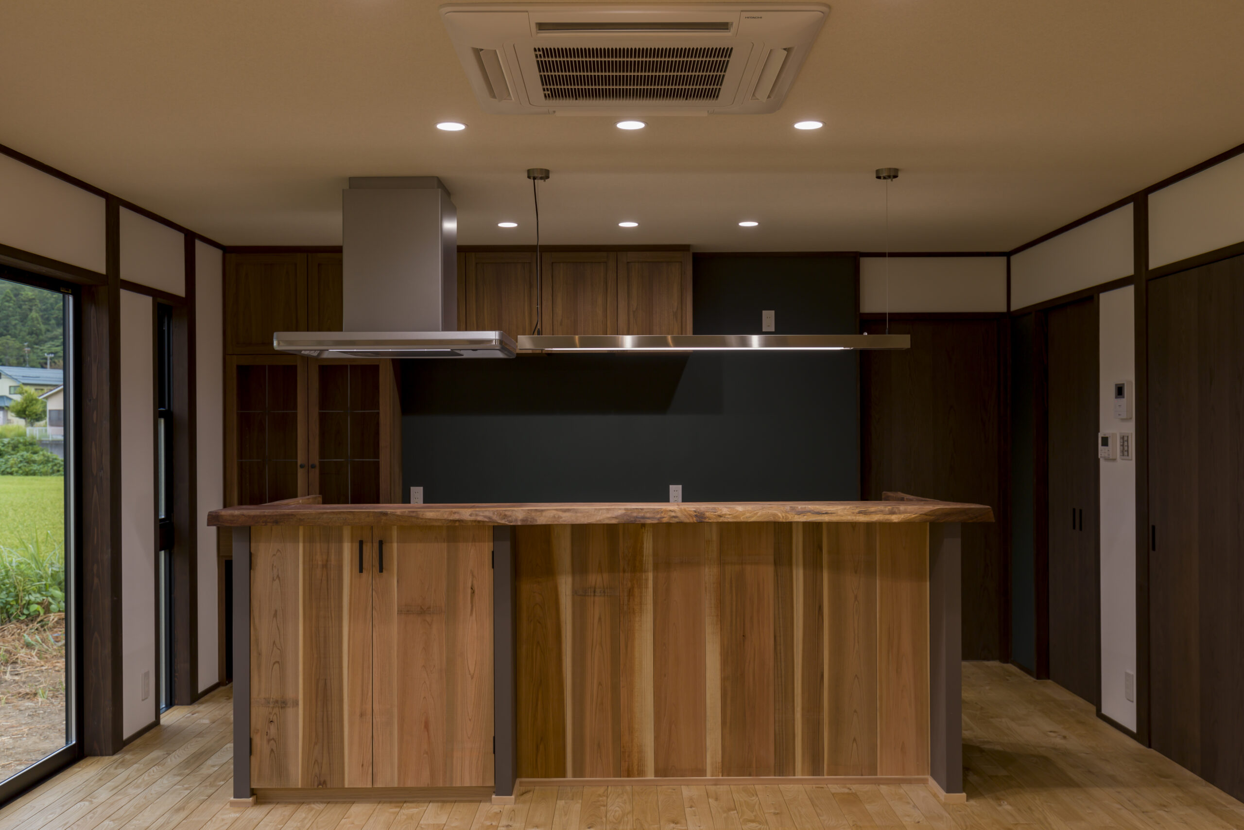 スライダ―｜メイン画像