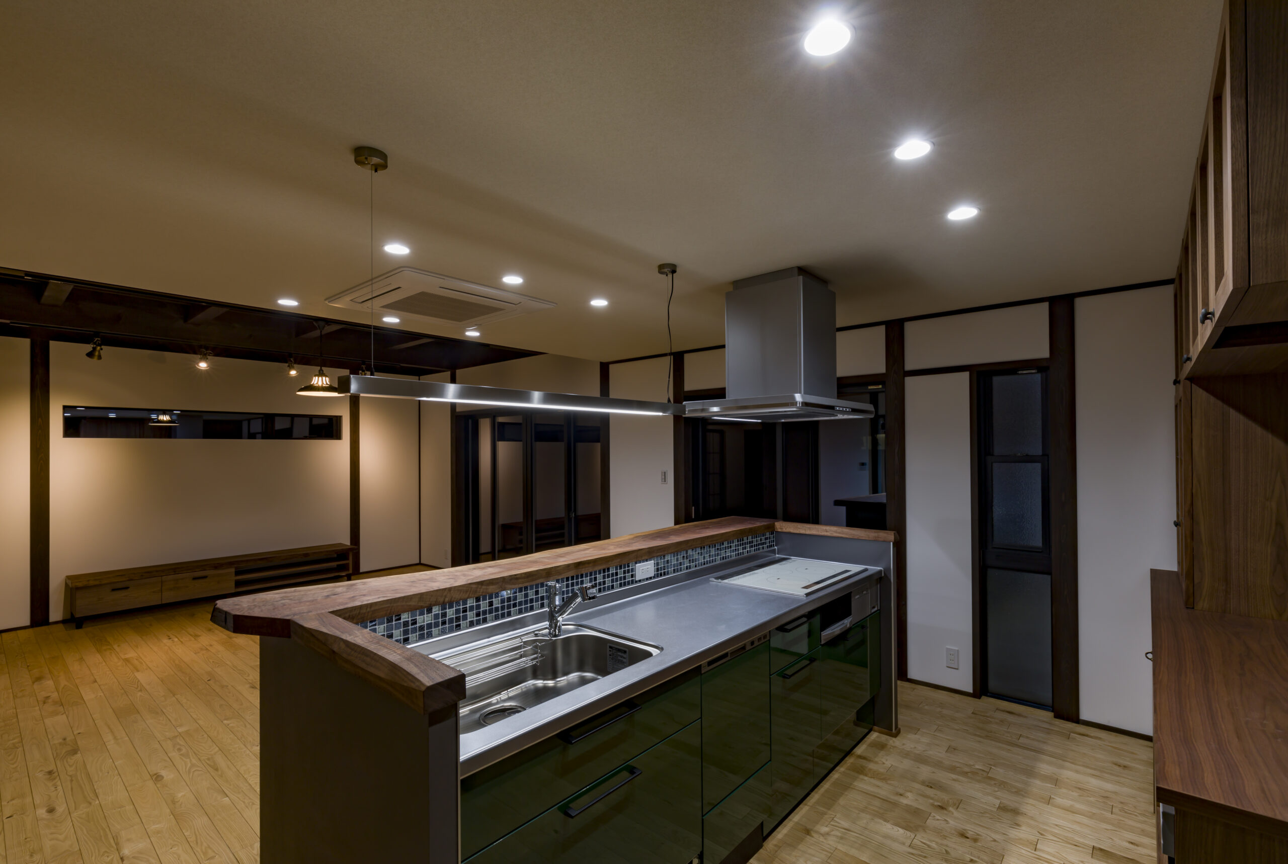 スライダ―｜メイン画像