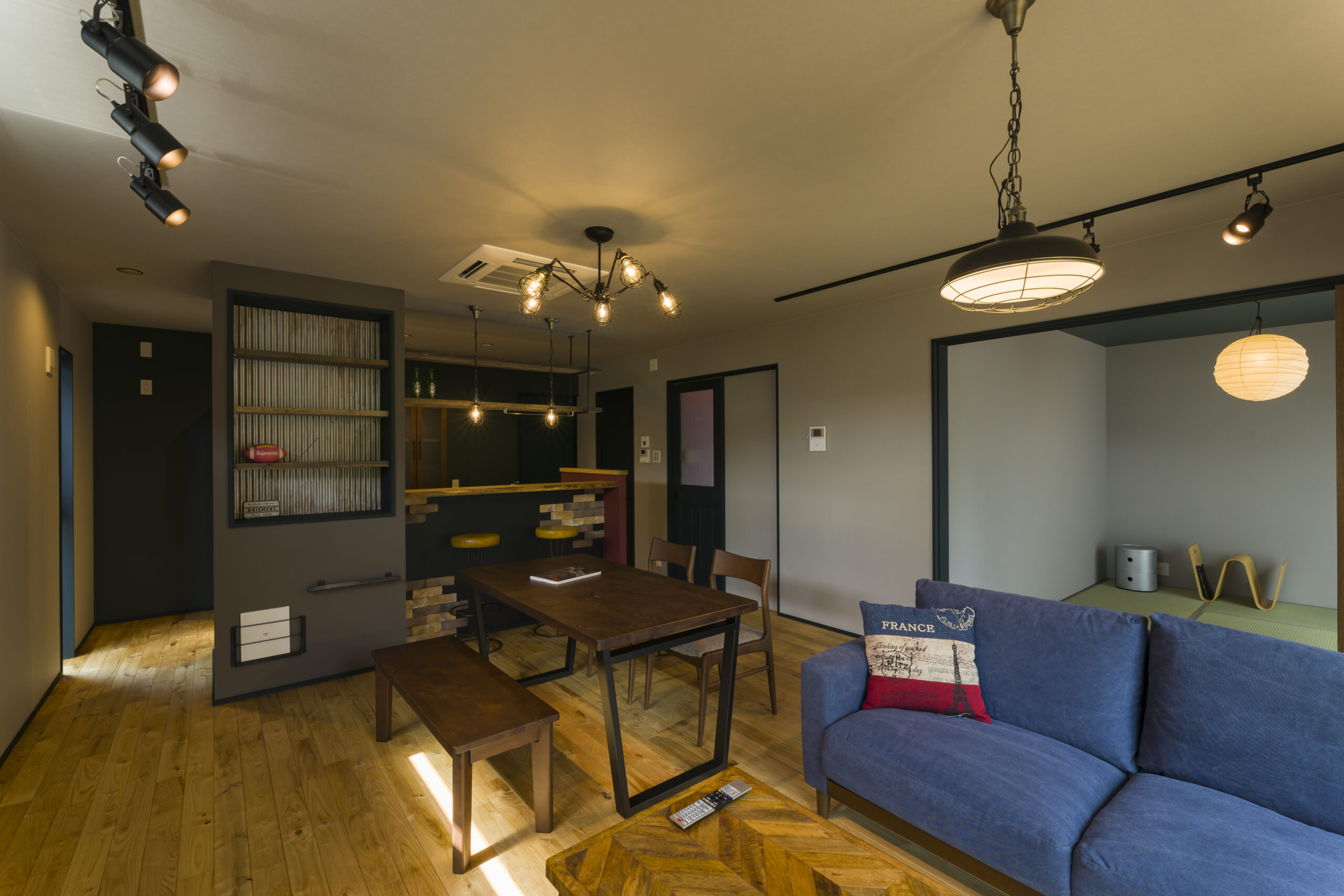 スライダ―｜メイン画像