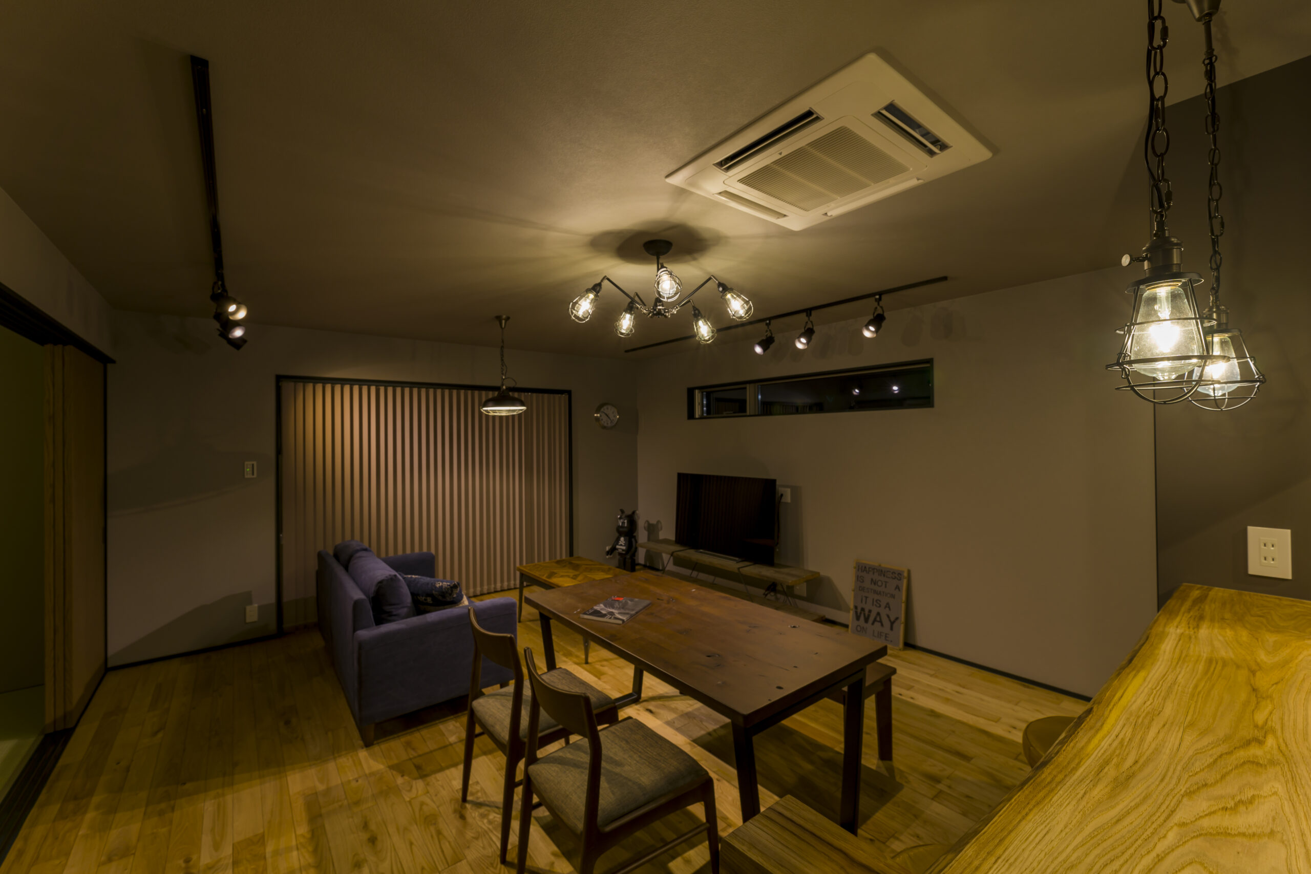 スライダ―｜メイン画像